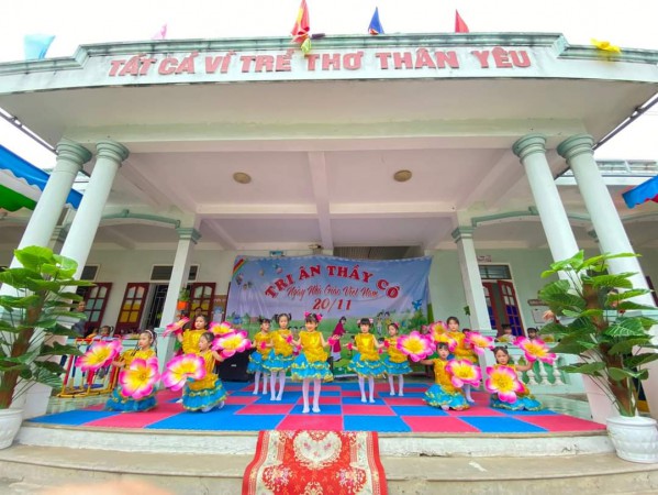 Một số hình ảnh hoạt động ngày 20/11/2023